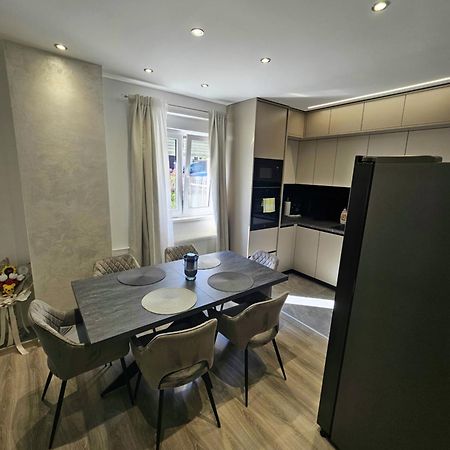 Apartment Holiday Zadar Extérieur photo